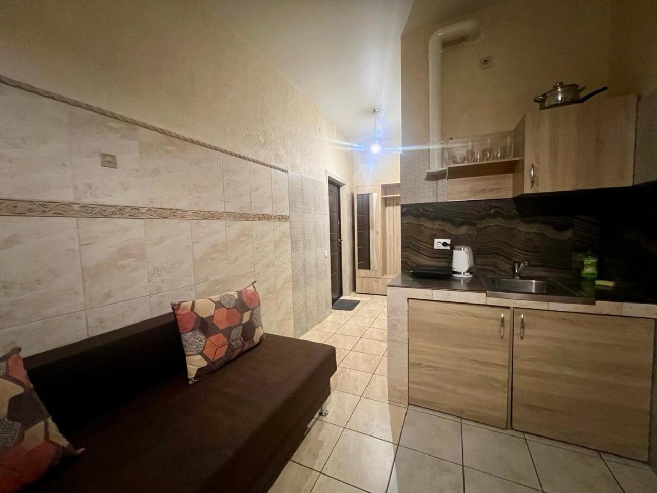 Studio Apartment Metro Pechersk Київ Екстер'єр фото