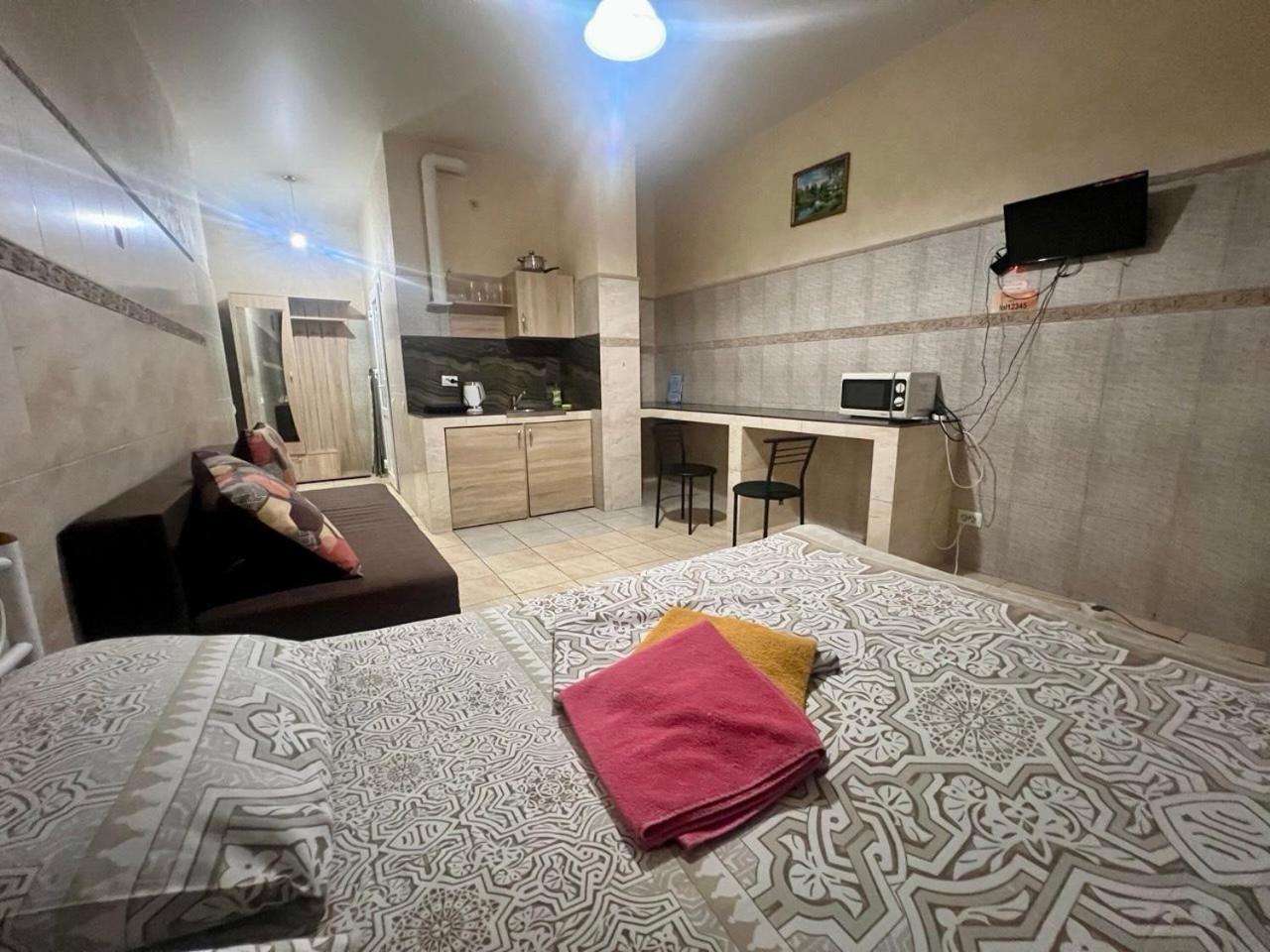 Studio Apartment Metro Pechersk Київ Екстер'єр фото